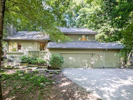 27 Autumn Ridge Lane sold home in Hunters Ridge, Asheville, NC