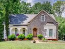 6815 Loretta Place sold home in Charlotte, SC