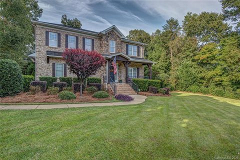 217 Commodore Court sold home in Harbortowne, Belmont, NC