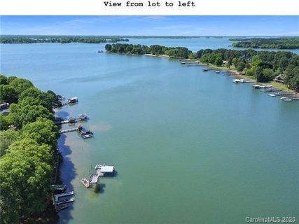 242 Shoreline Loop sold home in Imperial Point, Mooresville, NC