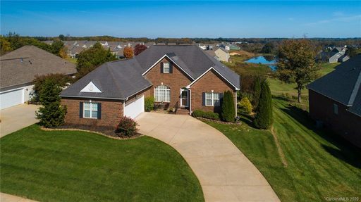 149 Fox Den Circle 63