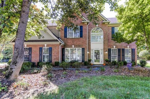 10105 Zackery Avenue sold home in Wynridge Estates, Charlotte, NC