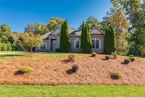 163 Mandarin Drive