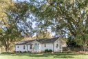 2427 Briar Trail Court sold home in Matthews, SC