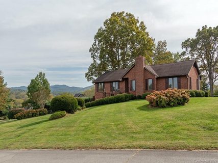 31 Amber Drive