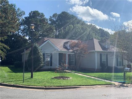 17112 Cabernet Court sold home in Bordeaux, Cornelius, NC