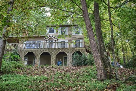 110 Eastmoor Drive