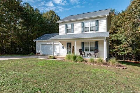 5319 Eider Lane sold home in Champion Village, Granite Falls, NC