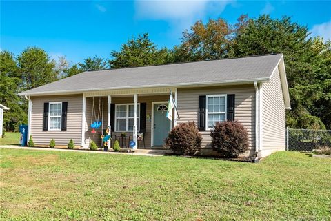 307 Springhill Lane