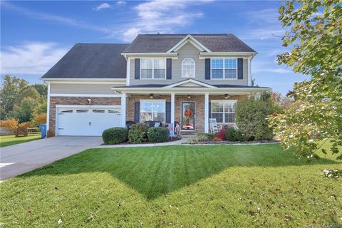 5031 Orchard Park Drive sold home in Abernethy Park, Hickory, NC