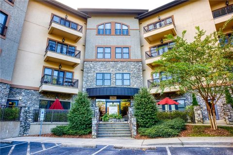 350 Allen Street 301 sold condo in 350 East Allen Condominiums, Hendersonville, NC