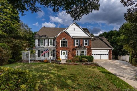 2739 Travelers Court sold home in Providence Acres, Charlotte, NC