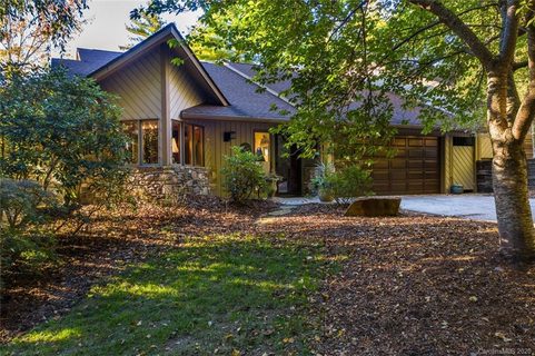 2801 Timber Trail sold home in Timber Condos, Asheville, NC