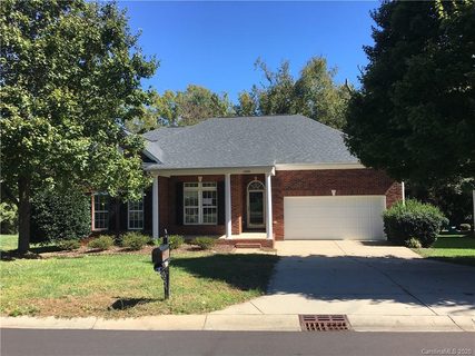 1030 Glen Laurel Drive