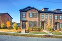400 Linestowe Drive sold home in Belmont, SC
