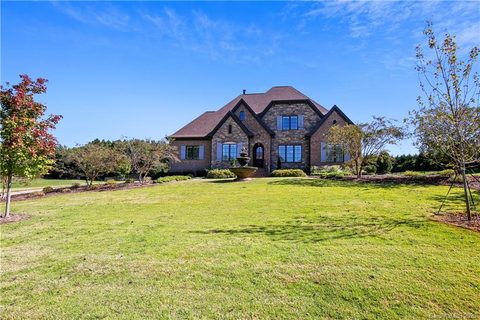 1624 Pearlstone Lane