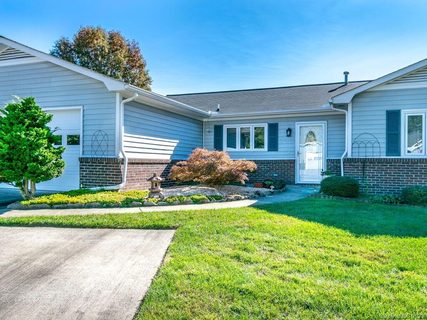 301 Dellford Court