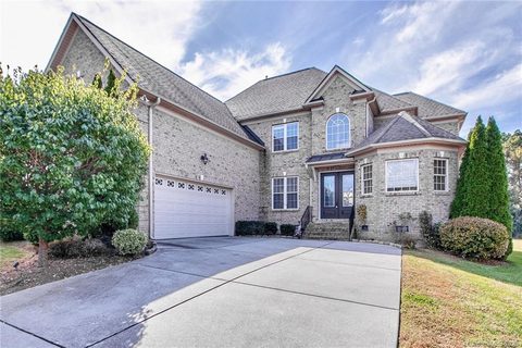 11815 Churchfield Lane sold home in Churchfield, Charlotte, NC