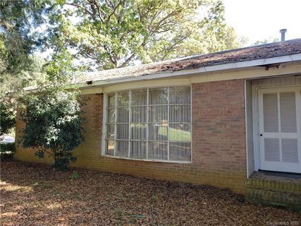 Previously sold for $178,250