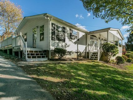 5 Sydney Lane sold home in Windy Hill Farms, Asheville, NC