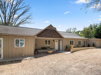 811 Town Mountain Road sold home in Town Mountain, Asheville, NC