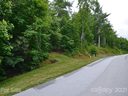 Lot 10 Gateway Drive sold home in Hendersonville, SC