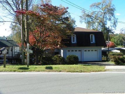 558 Pinehaven Drive sold home in Pinehaven, Badin Lake, NC