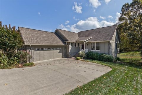 Previously sold for $449,000