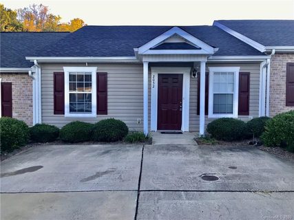 2052 Pin Oak Place 35 sold condo in Cramerton Oaks, Cramerton, NC