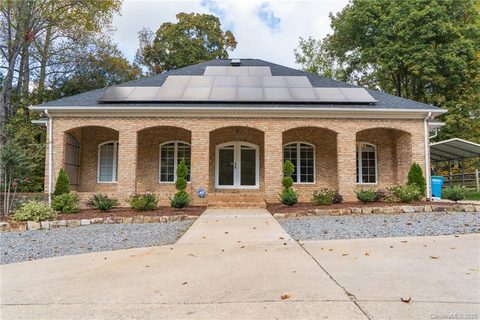410 Williams Road
