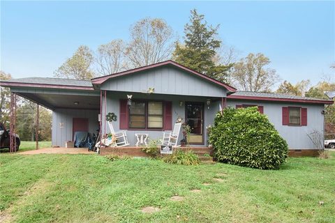 163 Roseman Lane
