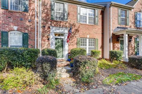 Previously sold for $290,000