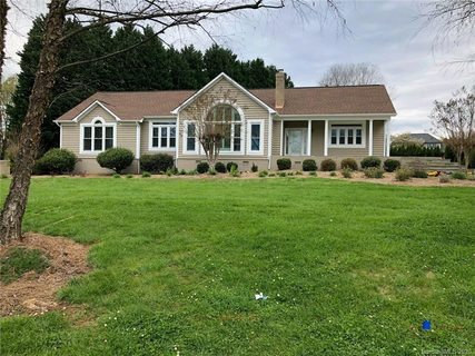 139 Clearwater Lane sold home in Royal Pointe, Mooresville, NC