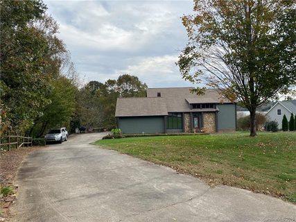 448 Lake Forest Drive