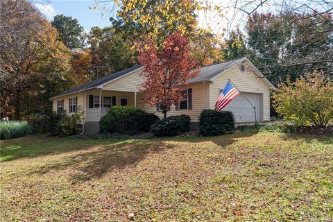 1564 Warwick Court sold home in Countryside, Lincolnton, NC