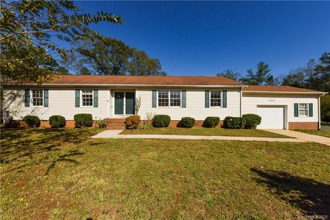 604 Oregon Trail sold home in Gallagher Trails, Lincolnton, NC
