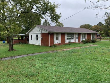 800 Dick Street