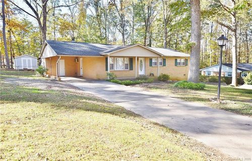 3513 Merry Oaks Lane