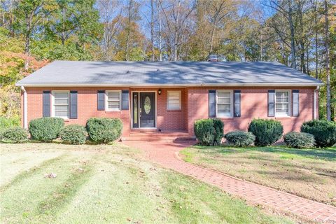 146 Brookfield Circle