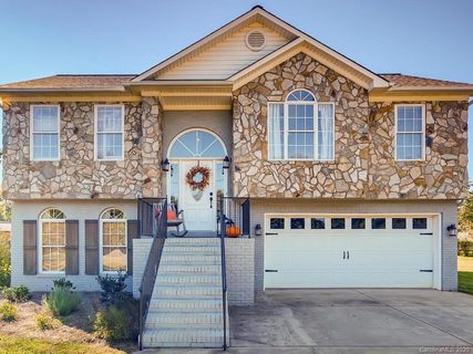 8306 Unity Church Road sold home in Jessies Trace, Denver, NC