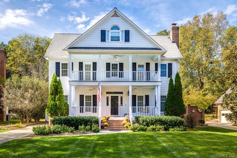 7006 Foxglove Drive sold home in Foxglove, Charlotte, NC