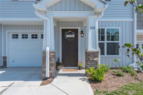 102 Monmouth Way