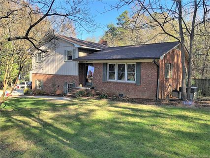 409 Dogwood Lane