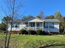1018 Canada Drive sold home in Dallas, SC