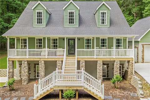 4061 Poplar Ridge Drive sold home in The Ridge at Fort Mill, Fort Mill, SC