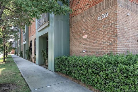 630 Calvert Street 1411 or 411 sold condo in Skybridge Terrace, Charlotte, NC