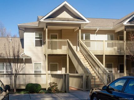513 Carrington Place