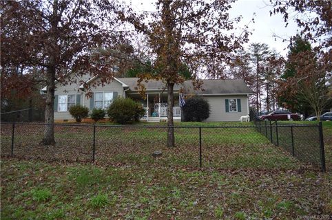 271 Flat Branch Trail sold home in Hemlock Crossing, Mill Spring, NC