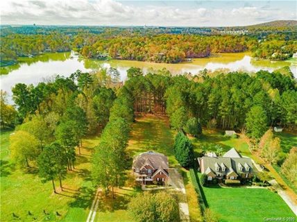5141 Lake Wylie Road sold home in Tioga Pointe, Clover, SC