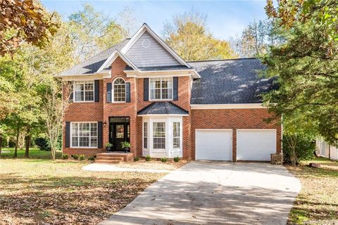2281 Redwood Drive
